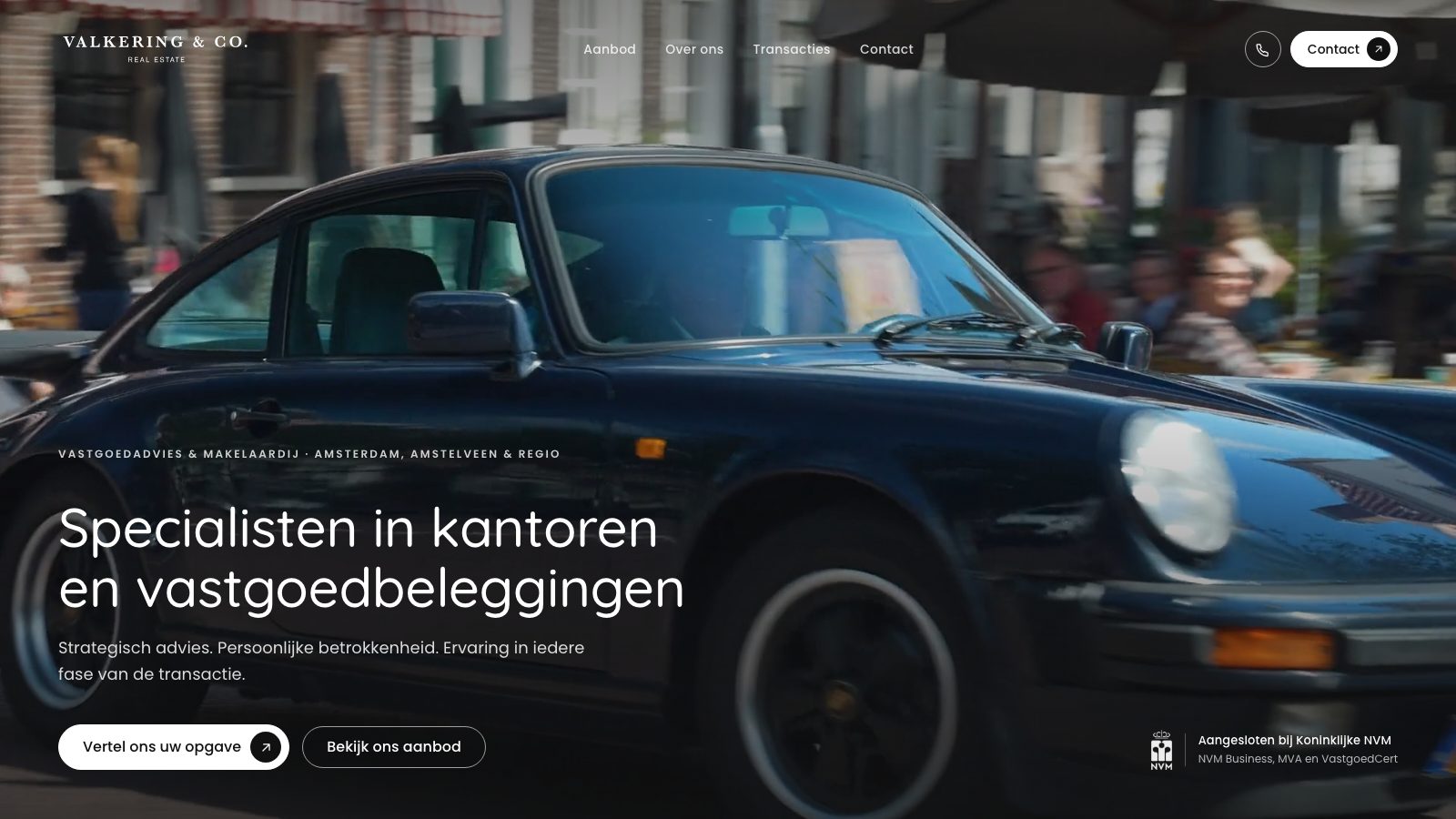 De homepage van valkering.co met de hero-video